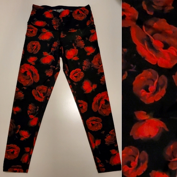 💋OFFER🌹Victoria's Secret VICTORIA SPORT Red Rose knockout leggings, Medium - Picture 5 of 11
